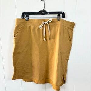 Logo lounge pull on tan camel mini skirt size XL